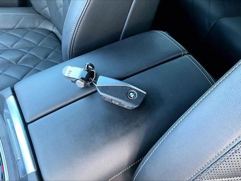 Used 2024 BMW X5 xDrive40i w/ Premium Package image 14