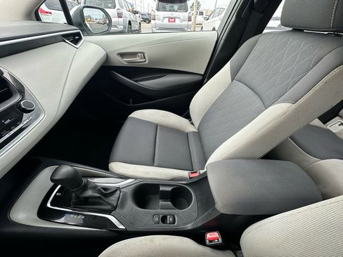 Used 2023 Toyota Corolla LE image 22