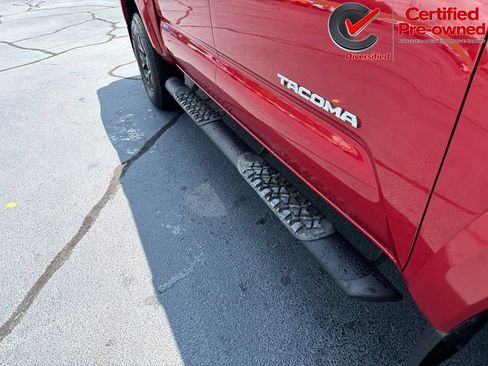 Used 2021 Toyota Tacoma SR5 RWD image 6