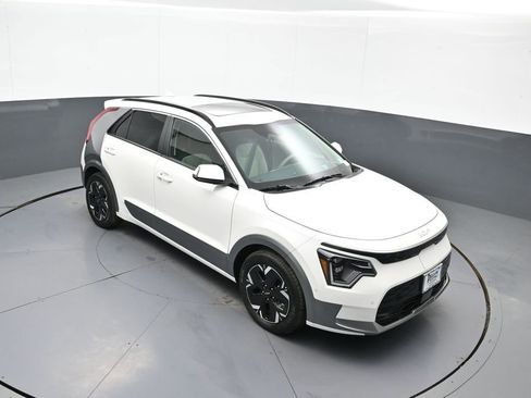 New 2025 Kia Niro Wave w/ Wave Preserve Package image 36