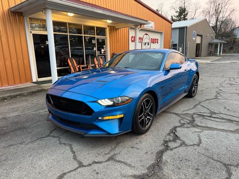Used 2019 Ford Mustang GT image 1