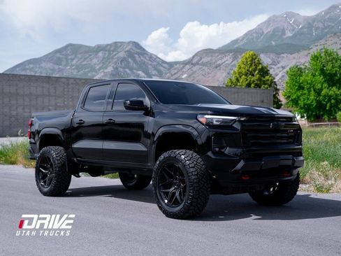 Used 2024 Chevrolet Colorado Z71 w/ Z71 Convenience Package 2 image 1