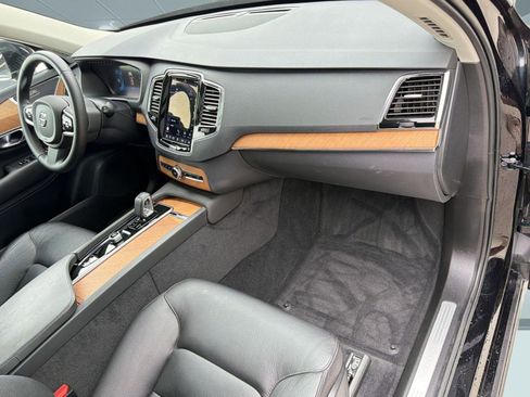 Certified 2023 Volvo XC90 B6 Plus w/ Protection Package Premier AWD/4WD image 31