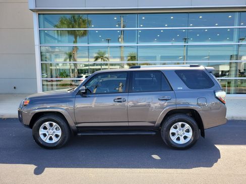 Used 2021 Toyota 4Runner SR5 Premium w/ Moonroof Package image 7