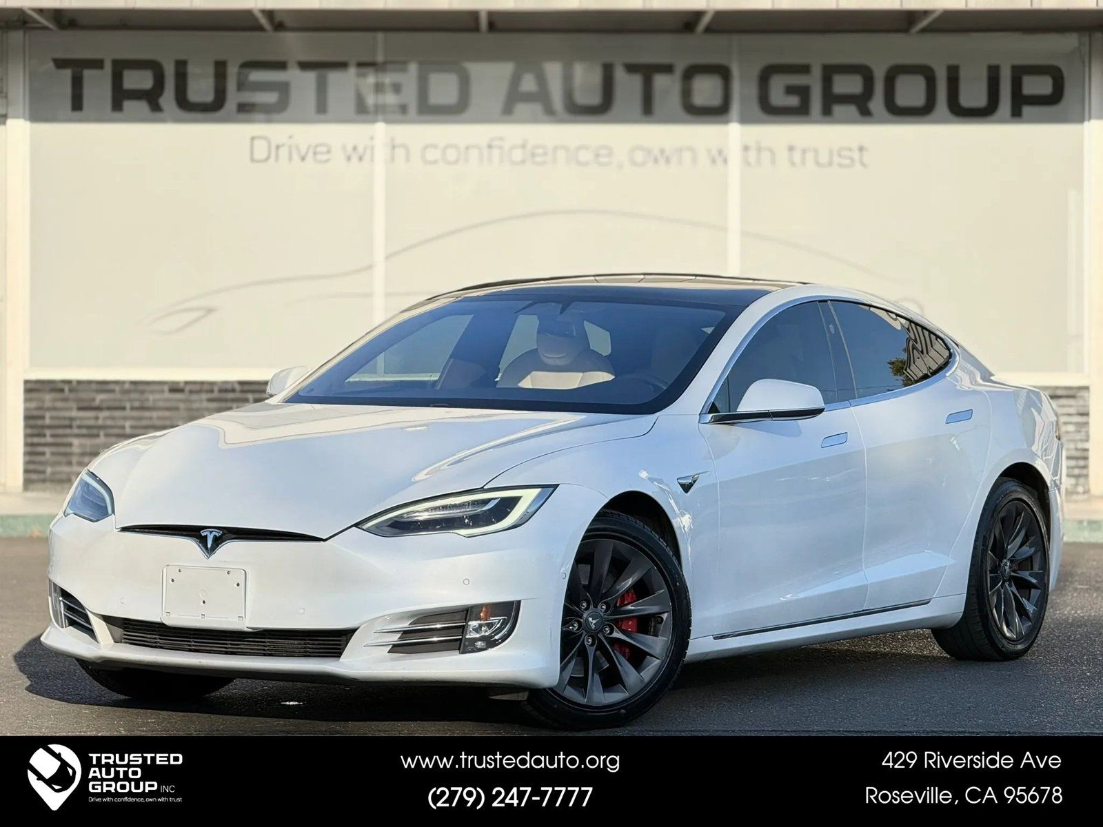 Used 2020 Tesla Model S Performance AWD/4WD image 1
