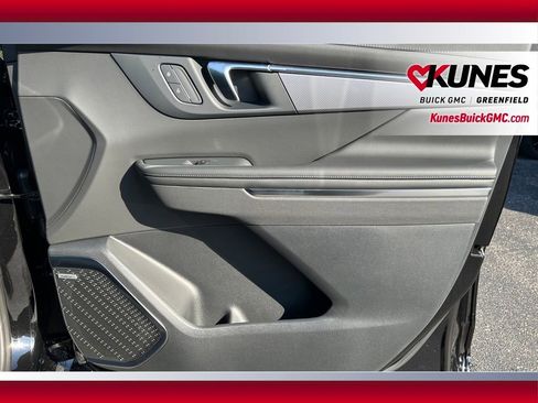 New 2026 Buick Enclave Sport Touring w/ LPO, Floor Liner Package image 53