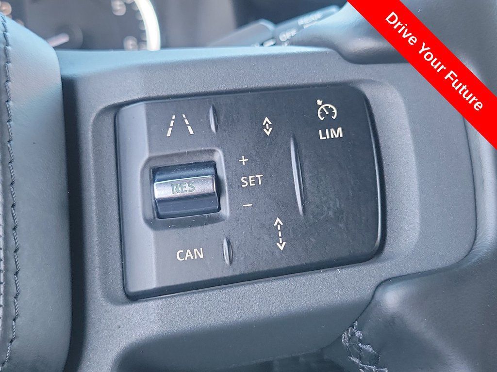 Used 2023 Land Rover Defender 110 X AWD/4WD image 6