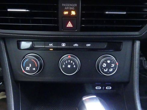 Used 2020 Volkswagen Jetta S w/ Driver Assistance Package FWD image 12