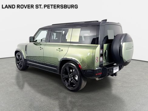 Used 2026 Land Rover Defender 110 X-Dynamic SE AWD/4WD image 7