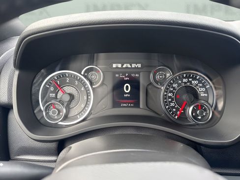 Used 2024 RAM 2500 Big Horn w/ Bed Utility Group image 22