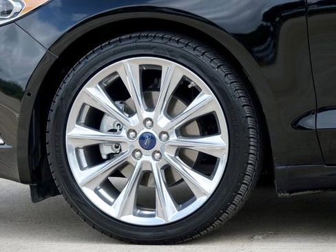 Used 2017 Ford Fusion Platinum image 35