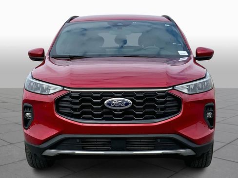 Certified 2025 Ford Escape ST-Line Select w/ Tech Pack #2 image 4