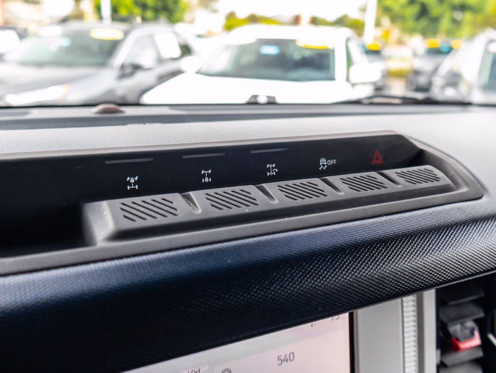 Used 2023 Ford Bronco Heritage Edition AWD/4WD image 55