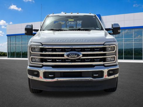Used 2023 Ford F350 Lariat w/ Lariat Ultimate Package AWD/4WD image 2