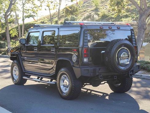 Used 2005 HUMMER H2 w/ Preferred Equipment Group image 5