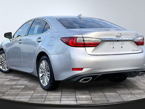 Used 2017 Lexus ES 350 image 11