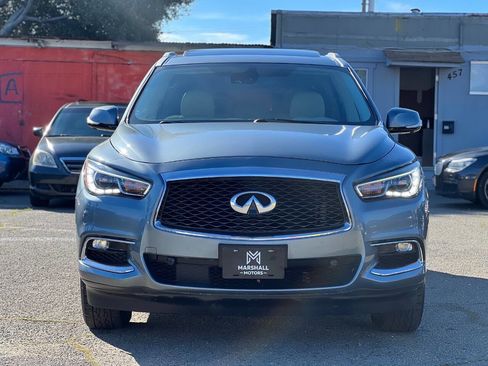 Used 2019 INFINITI QX60 Luxe w/ Essential Package image 2