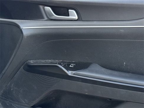 Used 2022 Kia K5 GT-Line image 28