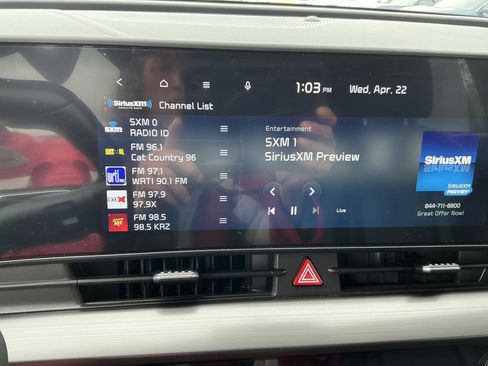 Certified 2023 Kia Sportage EX w/ EX Premium Package AWD/4WD image 22