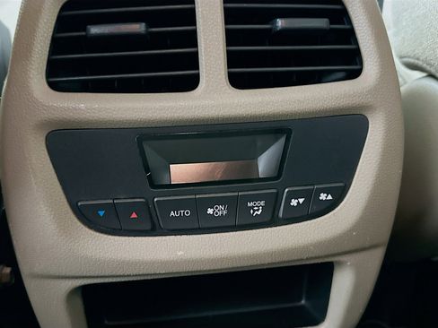 Used 2017 Honda Pilot EX image 25