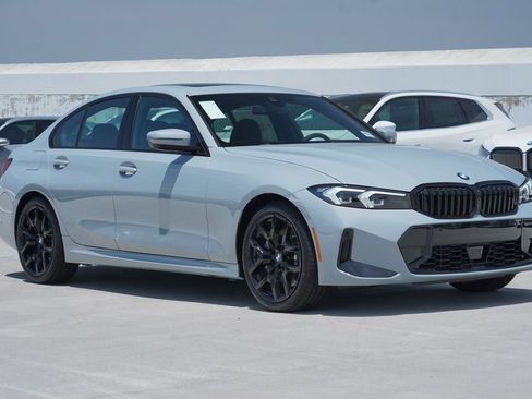 New 2026 BMW 330i xDrive Sedan w/ M Sport Package AWD/4WD image 3