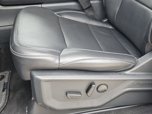 Used 2025 Ford Expedition Platinum AWD/4WD image 24