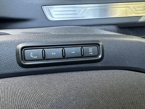New 2026 Volkswagen Atlas Cross Sport SEL Premium R-Line AWD/4WD image 16