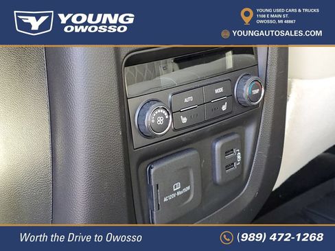 Used 2024 Buick Enclave Avenir w/ Avenir Technology Package AWD/4WD image 36