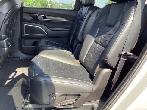 Used 2021 Kia Telluride SX w/ SX Prestige Package AWD/4WD image 17