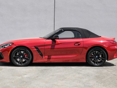 Used 2022 BMW Z4 M40i w/ Premium Package RWD image 19