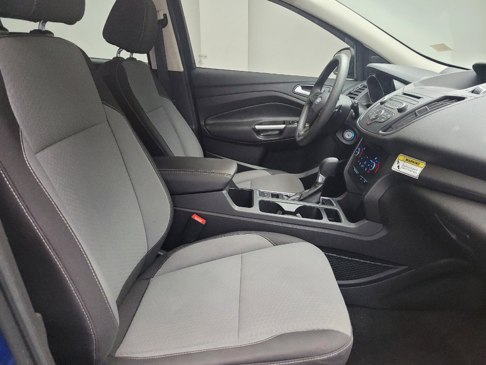 Used 2017 Ford Escape SE w/ SE Cold Weather Package AWD/4WD image 21