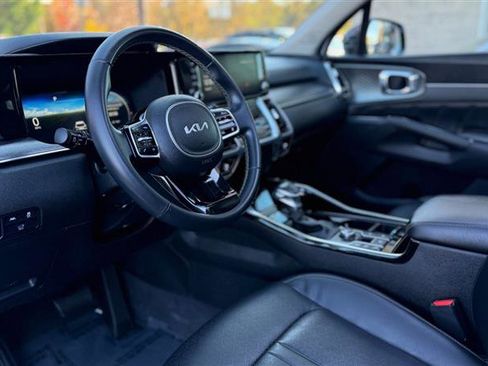 Used 2023 Kia Sorento SX image 14