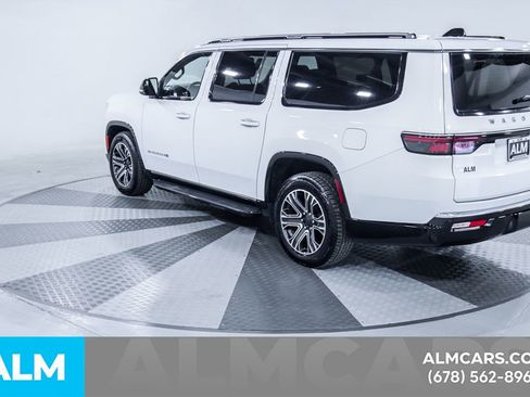 Used 2024 Jeep Wagoneer L Series II w/ Flexible Seating Group image 7