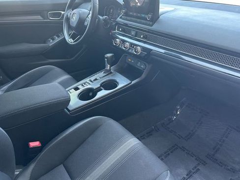 Used 2022 Honda Civic Sport image 17