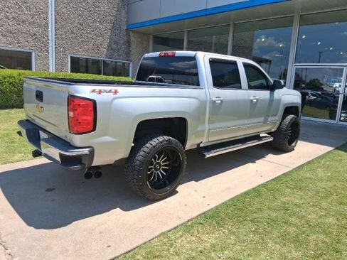 Used 2017 Chevrolet Silverado 1500 LT w/ All Star Edition AWD/4WD image 4