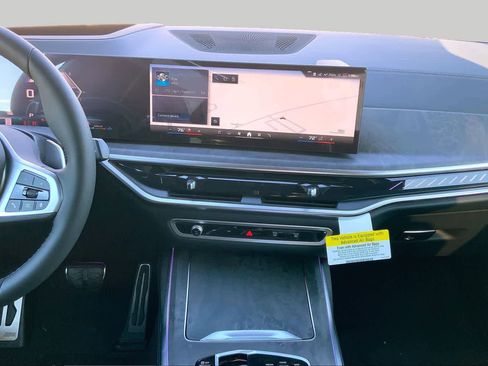 New 2026 BMW X7 M60i AWD/4WD image 6