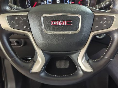 Certified 2022 GMC Terrain Denali w/ Denali Premium Package AWD/4WD image 5