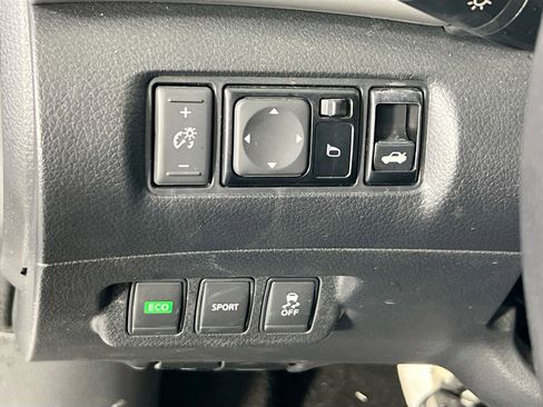 Used 2016 Nissan Sentra SR image 10