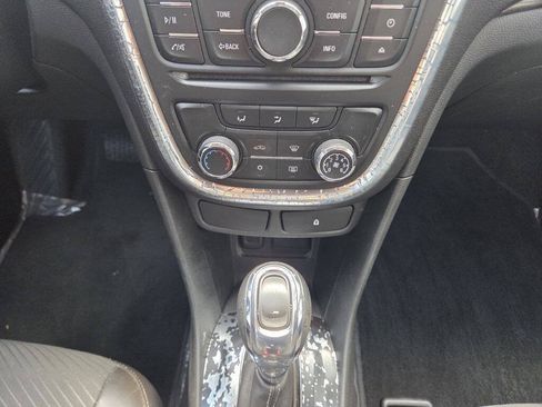Used 2014 Buick Encore FWD image 25