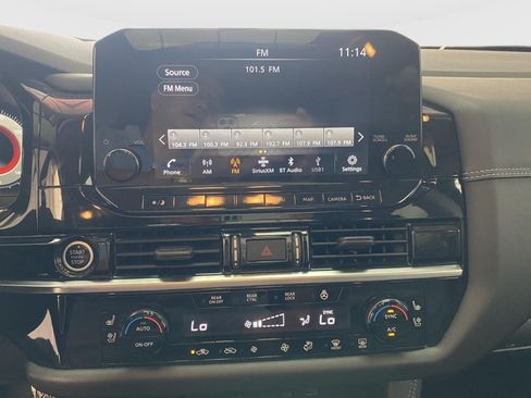 Used 2022 Nissan Pathfinder Platinum w/ Cargo Package AWD/4WD image 24