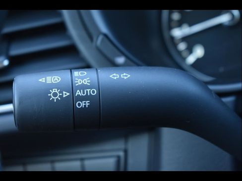 Certified 2025 MAZDA CX-30 AWD 2.5 S w/ Preferred Package image 25