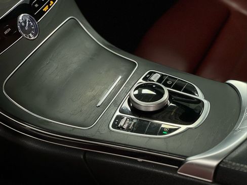 Used 2019 Mercedes-Benz C 300 4MATIC Sedan image 36