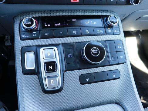 Used 2025 Hyundai Palisade SEL FWD image 20
