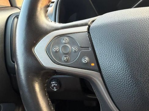 Used 2020 Chevrolet Colorado Z71 AWD/4WD image 14