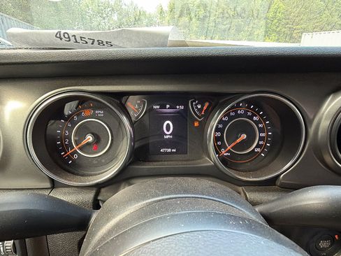 Used 2023 Jeep Wrangler Unlimited Sport AWD/4WD image 29