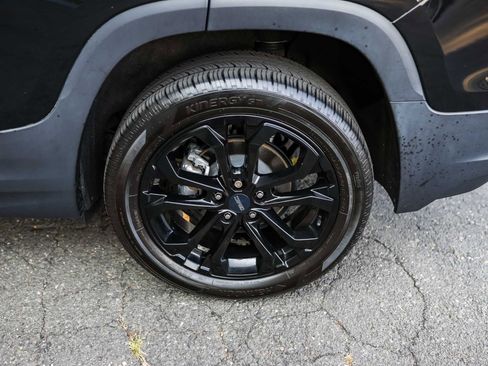 Used 2021 GMC Terrain SLT w/ Infotainment Package II image 13