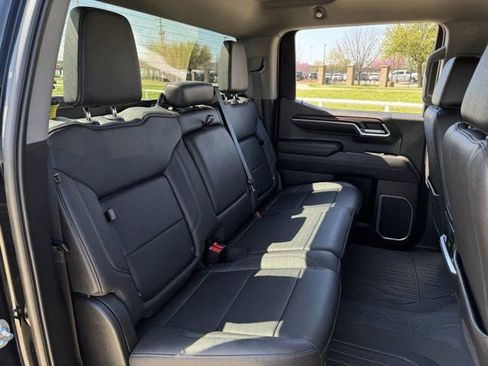 Used 2023 GMC Sierra 1500 SLT w/ SLT Premium Package image 30