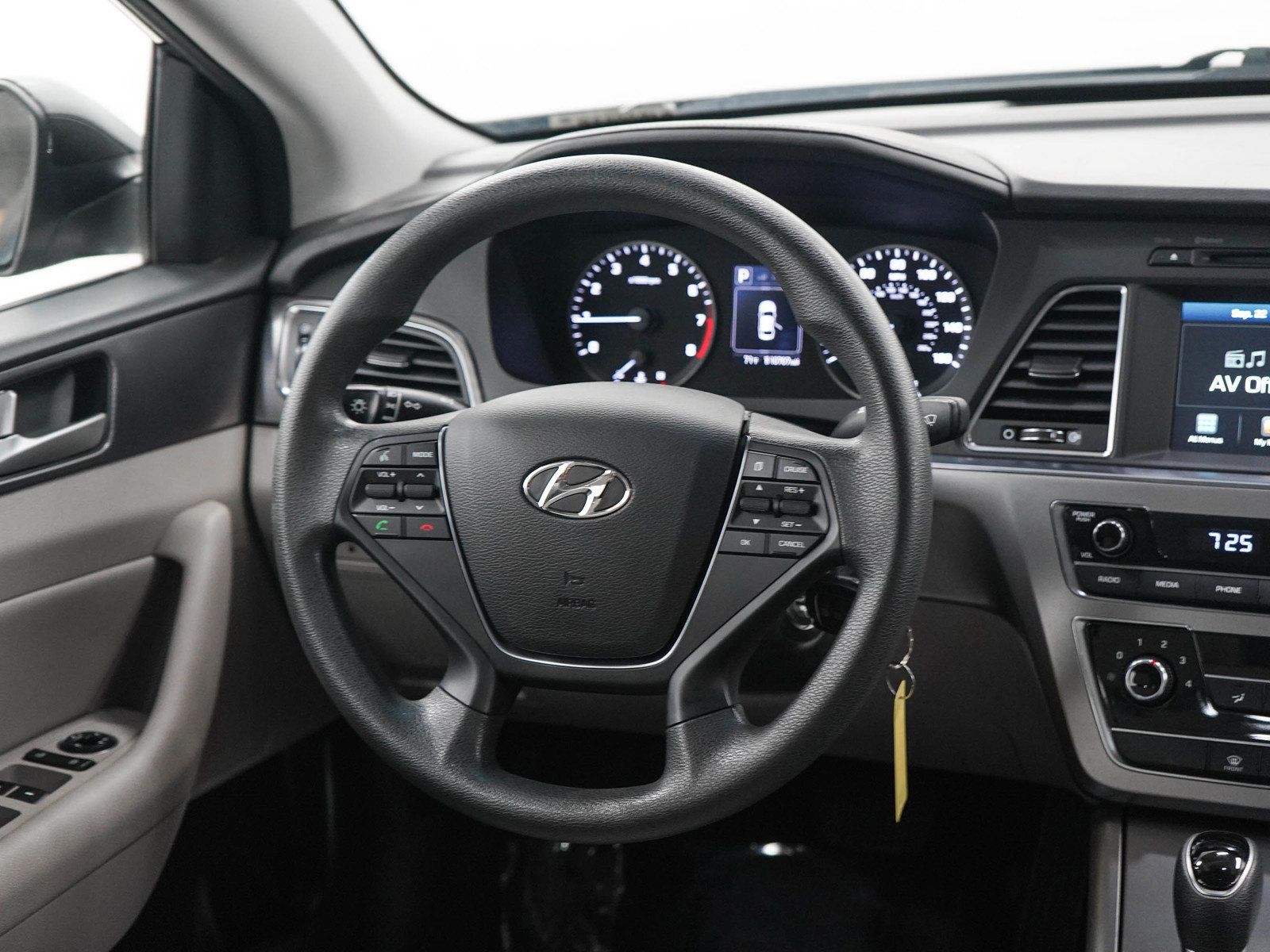 Used 2017 Hyundai Sonata Sport FWD image 14