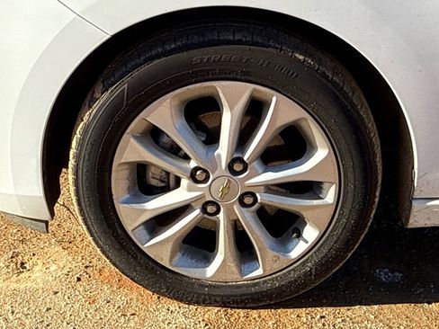 Used 2020 Chevrolet Spark LT image 8