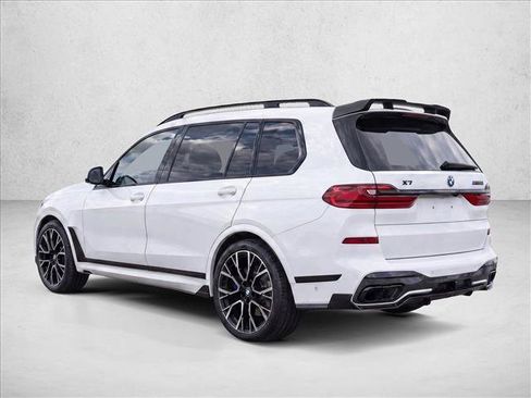 Used 2021 BMW X7 xDrive40i w/ M Sport Package AWD/4WD image 5